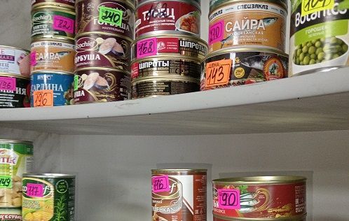 В магазинах под Орлом продавали просроченные продукты