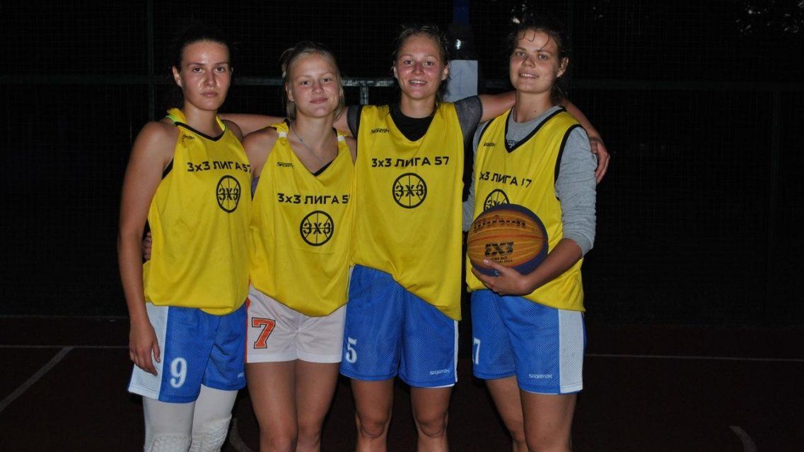 Орловские баскетболистки стали первыми на курском турнире