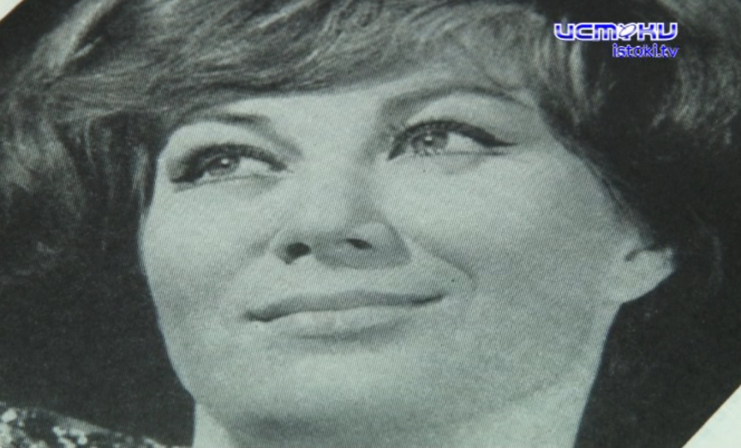 Они звучат на разных языках и различаются по настроению, но объединяет их одно - это песни о любви. В честь любимой народом эстрадной певицы Эдиты Пьехи в орловской библиотеке Бунина прошла выставка