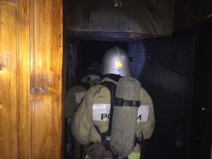 Во Мценске из-за пожара эвакуировали 12 жильцов многоэтажки 