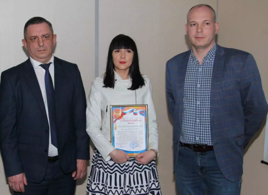 В Орле бдительная сотрудница салона сотовой связи не дала пенсионерке перевести мошенникам 1 млн рублей