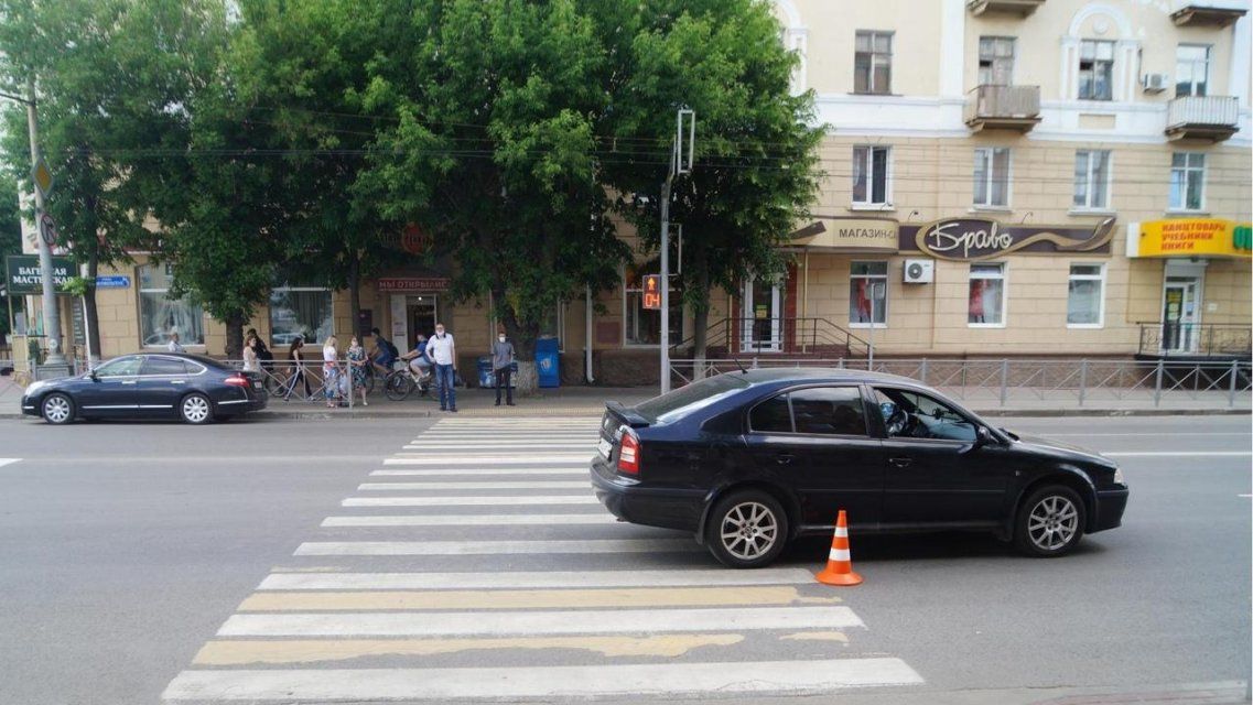 Летел на красный: в Орле водитель «Шкоды» сбил подростка на велосипеде