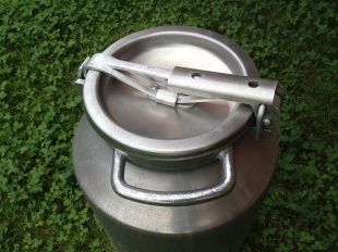 Мужчина украл флягу из дома жительницы Свердловского района