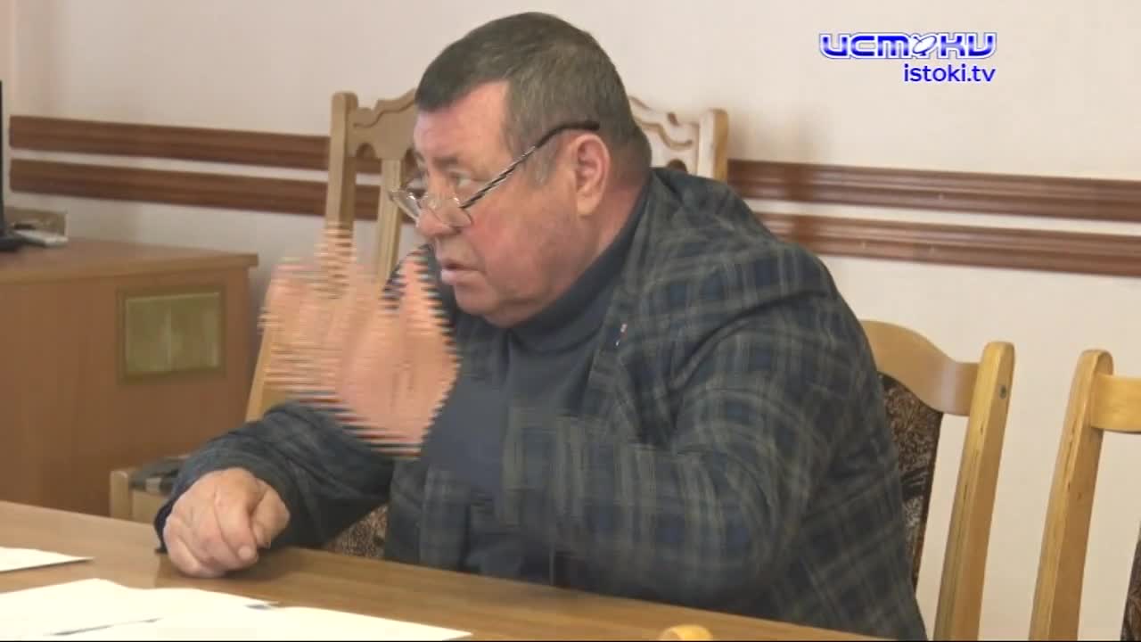 Бездомные животные, бесплатные туалеты и отопление - накануне в администрации города Орла