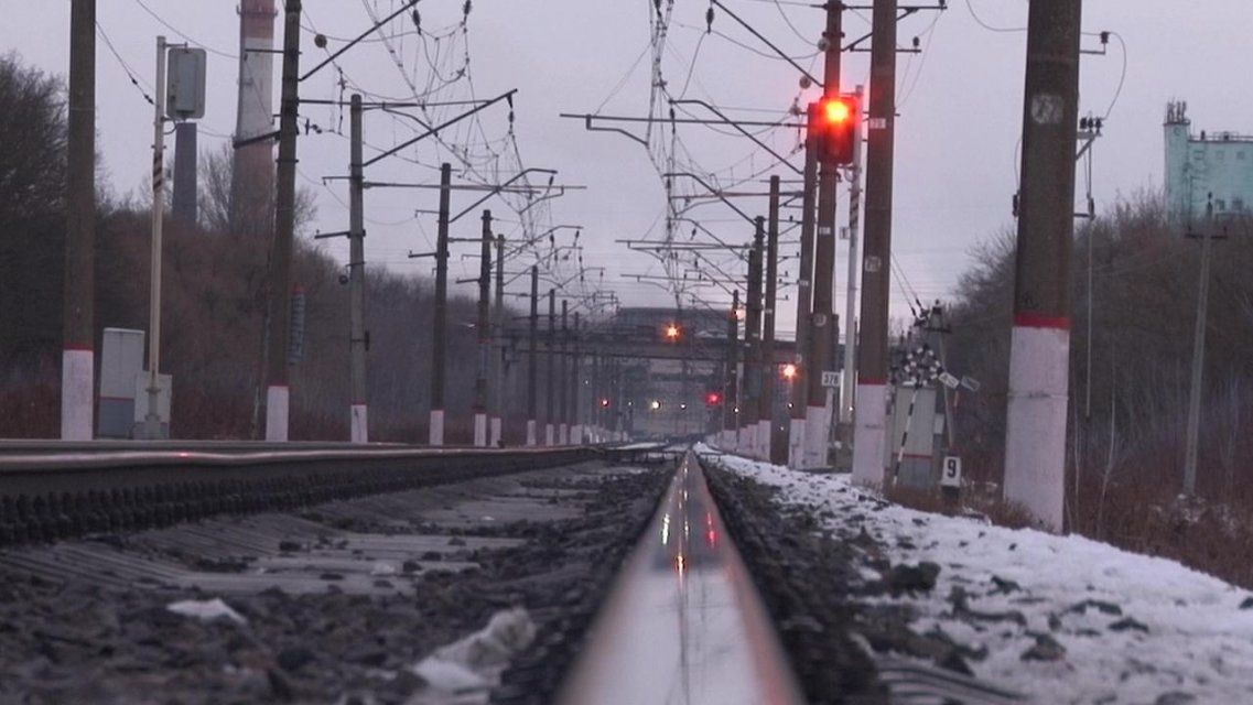 Столичные следователи выясняют, как погибла девочка на железной дороге под Орлом