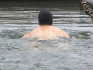 В Орле прошёл третий чемпионат по зимнему плаванию