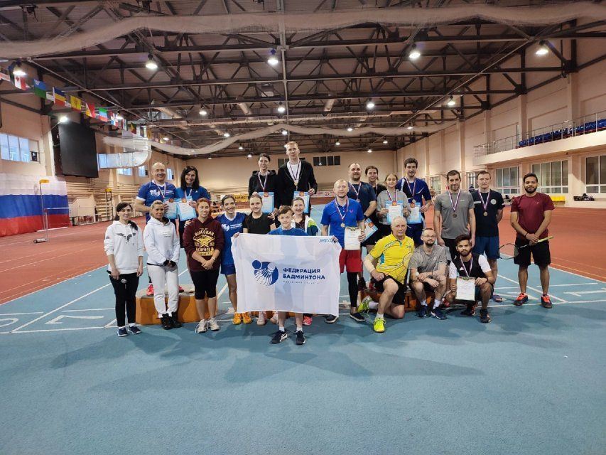 В Орле прошли сразу два турнира по бадминтону