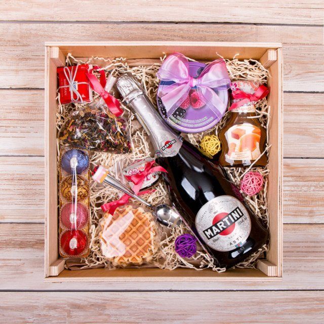 Подарки для любимого парня на день рождения: идеи и советы