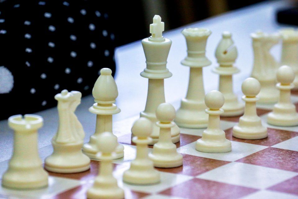 Орёл принимает три шахматных турнира