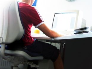 Орловщина — в числе лидеров по размещению рекламы наркотиков в Интернете 