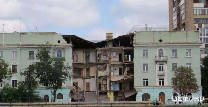 Участком под «карточным домиком» на наб. Дубровинского в Орле заинтересовался инвестор