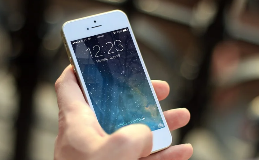 Орловчанка поверила мошенникам и лишилась почти 200 тыс. рублей