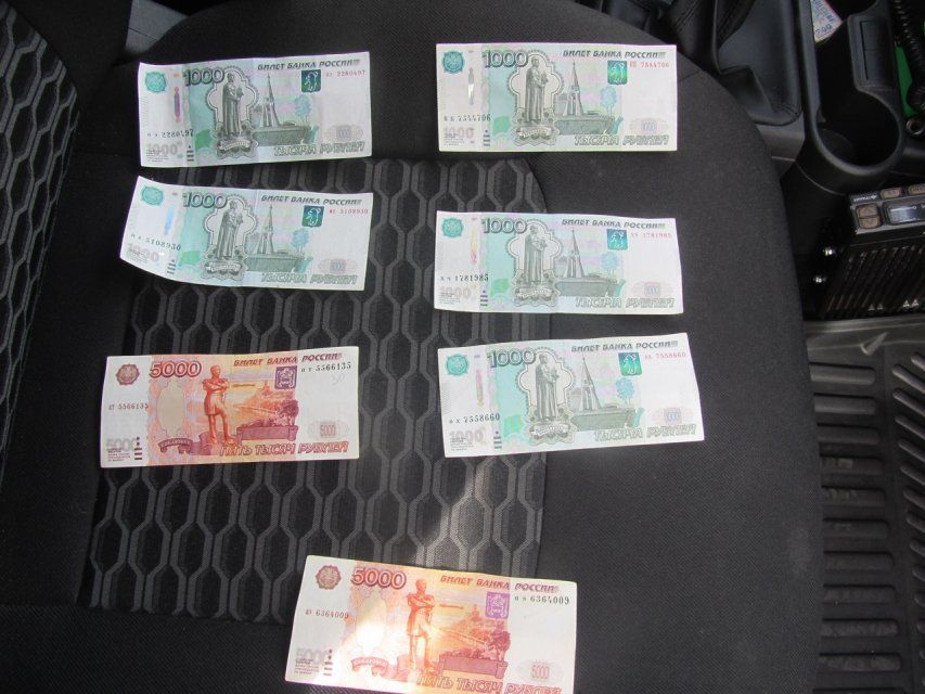 Орловчанин попытался дать взятку полицейскому и попал под суд