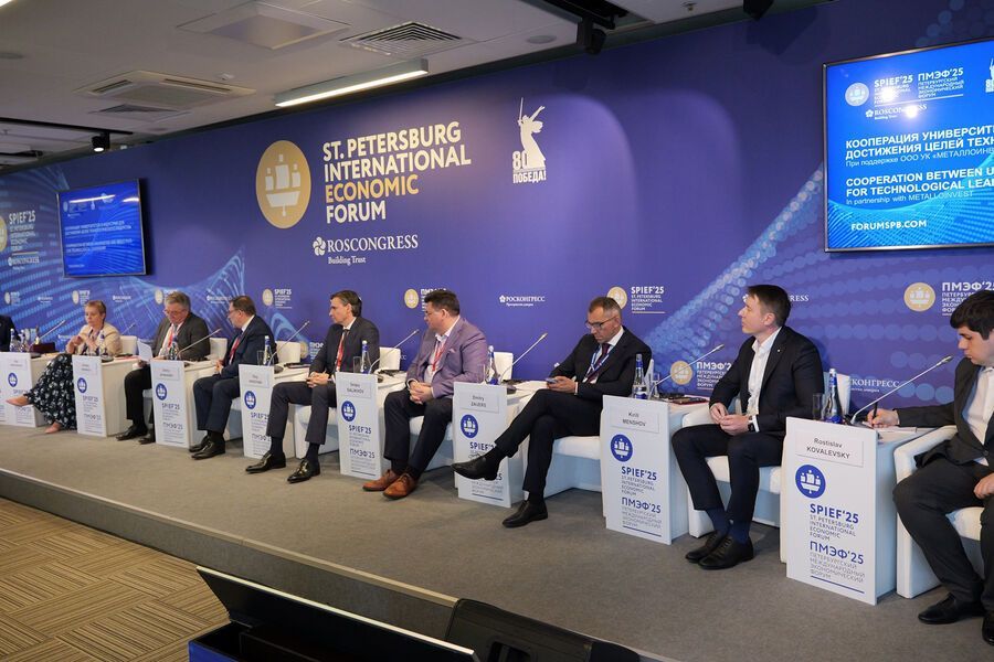 Кирилл Меньшов: Специалисты без навыков ИИ будут вытеснены с рынка труда