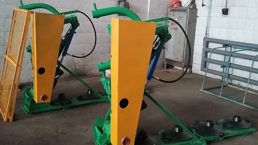 Для покоса травы в Орле приобрели две роторные косилки