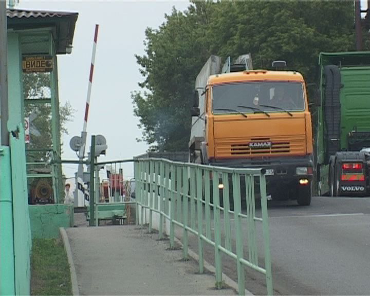 Железнодорожные переезды — под пристальным вниманием ГИБДД