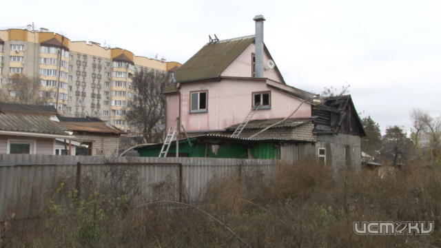 Фоторепортаж: в Орле тушат пожар повышенной сложности