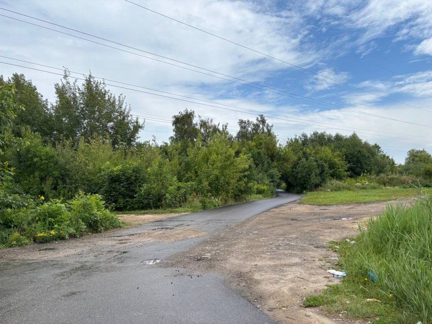 Орловским дорожникам не хватило асфальта, чтобы соединить 2 части улицы