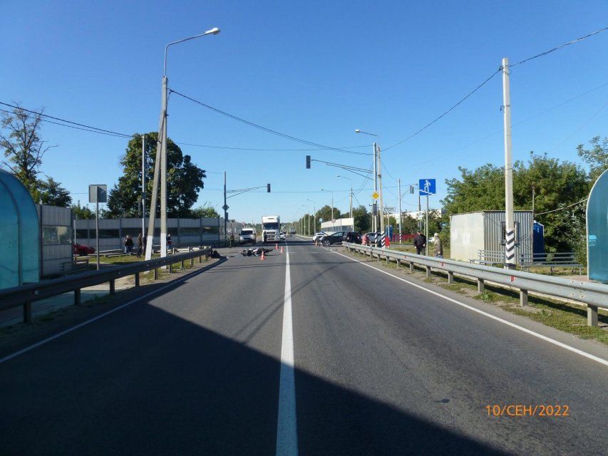 Мотоциклист в районе Знаменки устроил аварию с пострадавшими