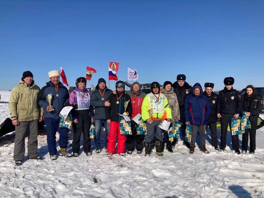 В Бакланово выявили сильнейших спортсменов в рамках Кубка Орловской области по сноукайтингу 