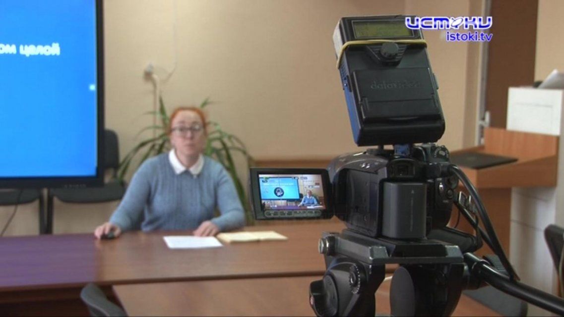 Видеолекции для обучения на удаленке: орловская гимназия открыла импровизированную телестудию