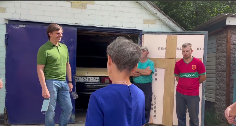 Андрей Клычков вместе с автором Интернет-проекта «Заброшенная Россия» отправился по селам Орловской области