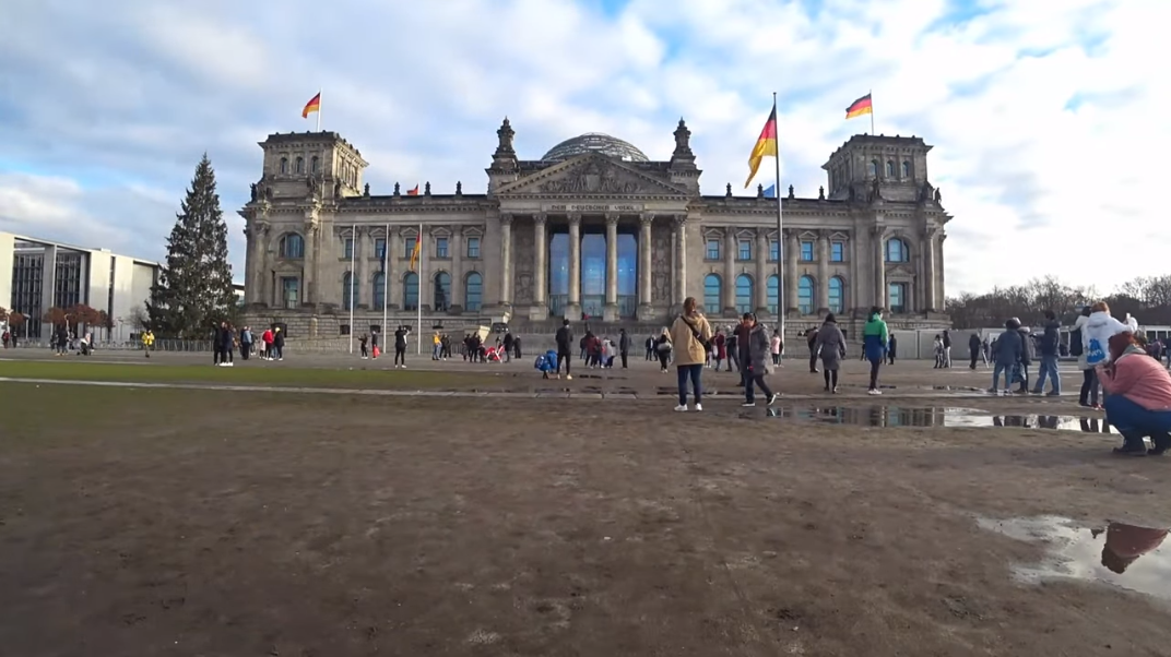 Рабочий контракт в Германии: что нужно знать приезжим