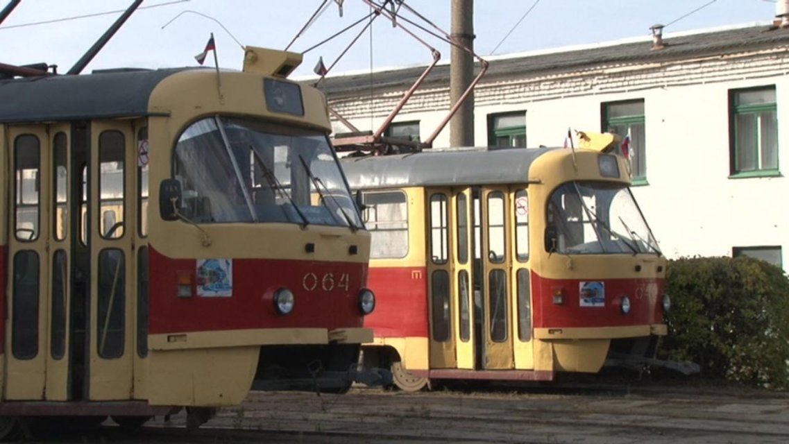 В Орле пустили еще по два трамвая на маршруты № 1 и 3