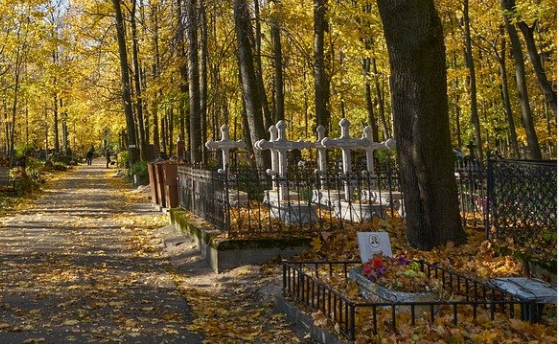 Орловчанам разрешили хоронить на Лужковском кладбище