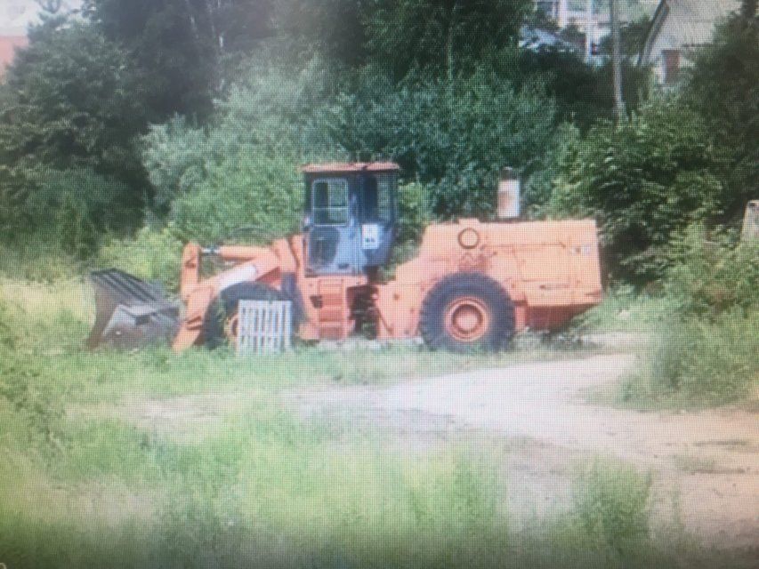 Поле в Лужках постепенно освобождается от списанной строительной техники