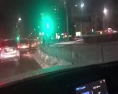 Видео: ДТП на перекрестке в Орле вызвало серьезный затор в Советском районе