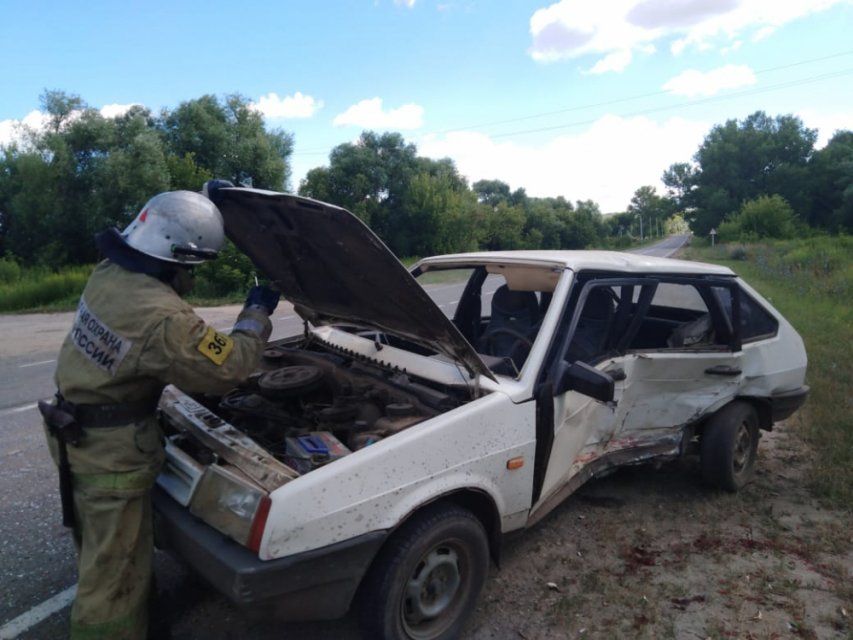 Пожилой водитель «девятки» и его 10-летняя пассажирка пострадали в ДТП под Мценском