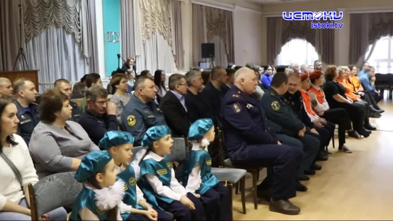 На страже безопасности. Добровольцев Орловщины поблагодарили за работу