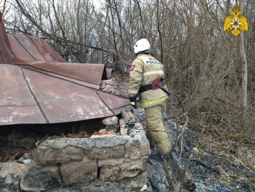 В Орловской области обнаружили тело неопознанной женщины после пожара
