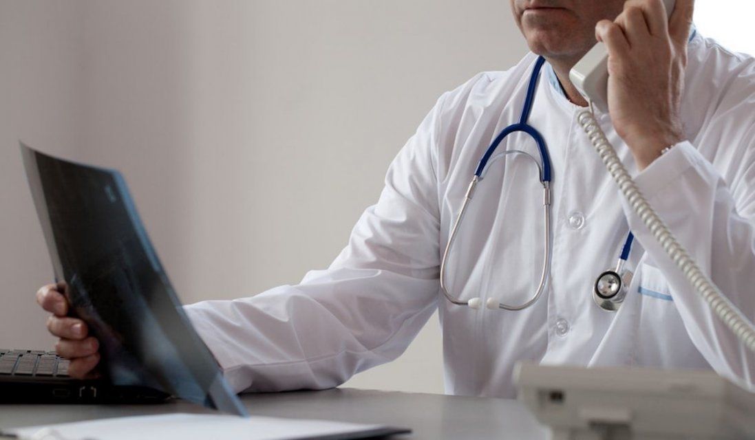 Записаться в поликлинику или вызвать врача на дом орловчанам может помочь депздрав региона