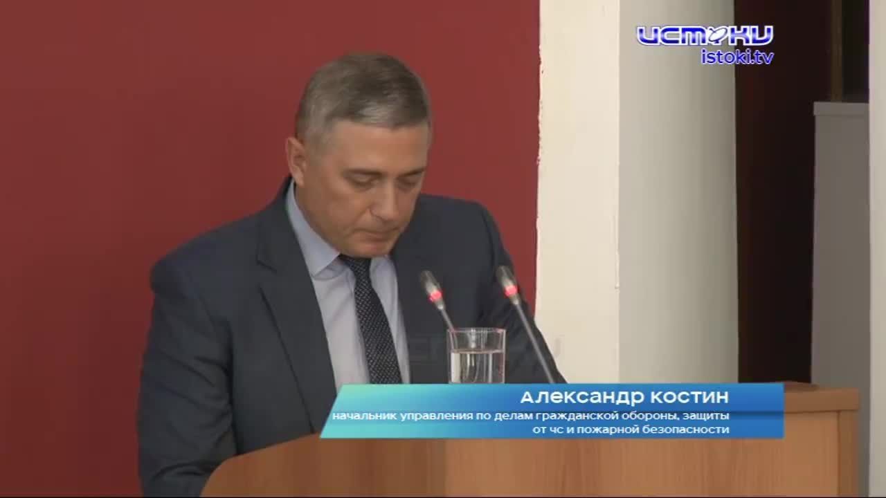 Вода, газ и "наливайки". Главные темы на сессии облсовета