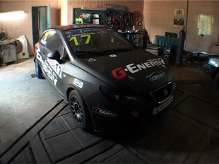 Владимир Черевань на пути к чемпионству в Российской серии кольцевых автогонок  Владимир Черевань на пути к чемпионству в Российской серии кольцевых автогонок