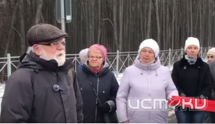 Жители улицы Орловских Партизан недовольны качеством "принятой" дороги 