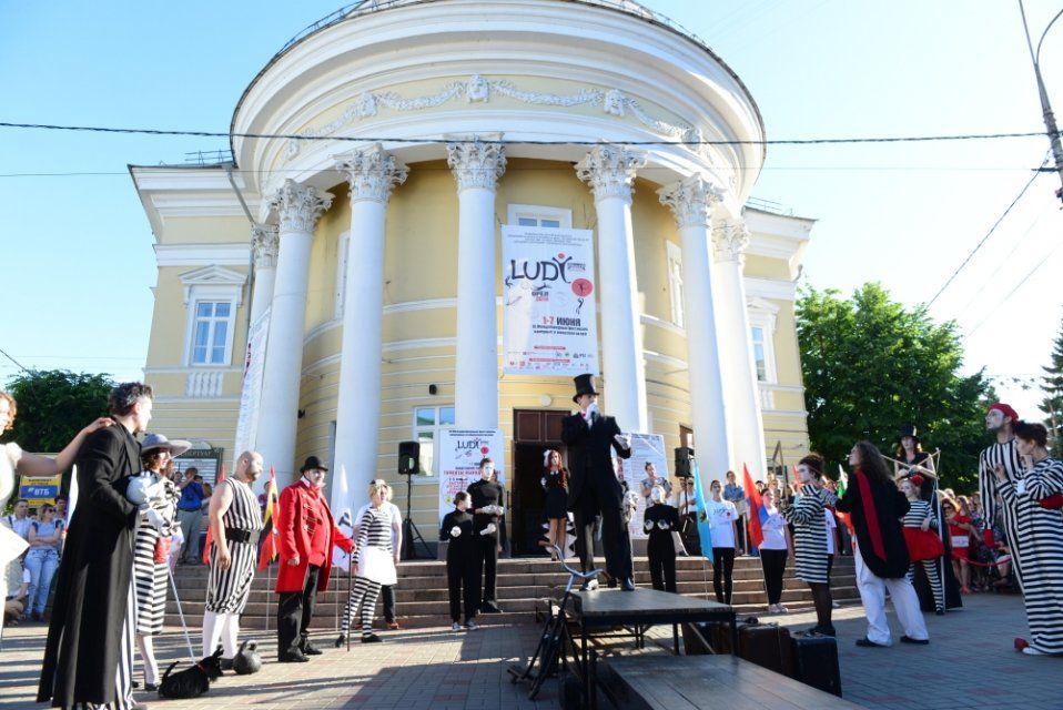 «Мы же LUDI»: в детском парке орловчане увидят фрагменты спектаклей