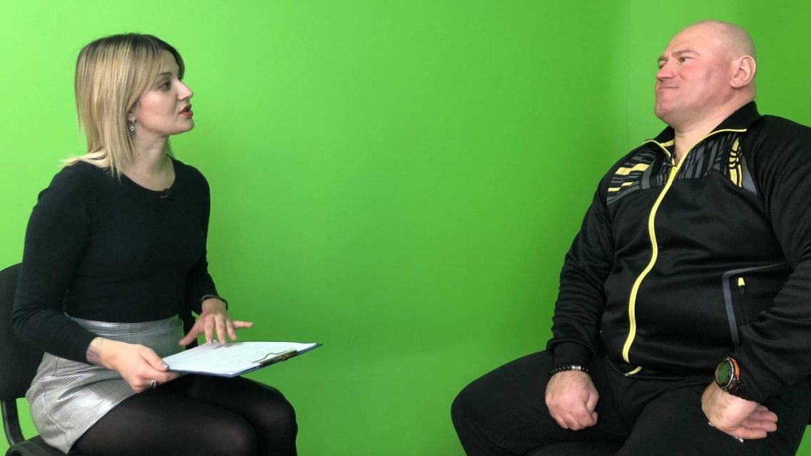 Жизнь цирковых артистов за пределами манежа — в программе «Интервью»