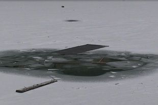 Нашли героев, спасших провалившегося под лед мальчика