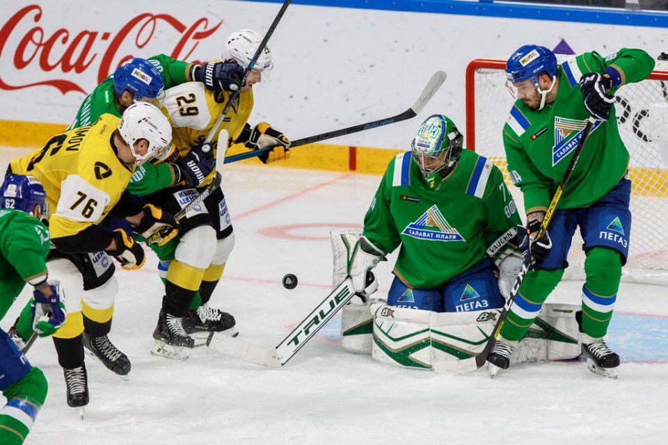 «Салават Юлаев» в результативном поединке КХЛ одержал победу над «Северсталью»