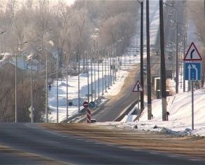 Дорога в одном направлении. Жители села Горки не могут попасть в районный центр 