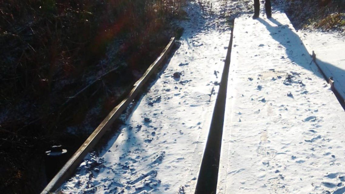 Ни на авто, ни пешком: жители орловской глубинки остались с двумя убитыми мостами