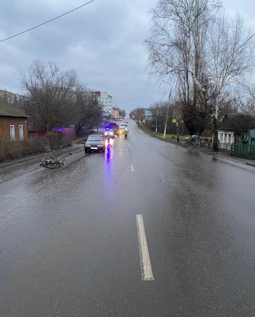 В Ливнах 63-летний велосипедист попал под колеса легковушки