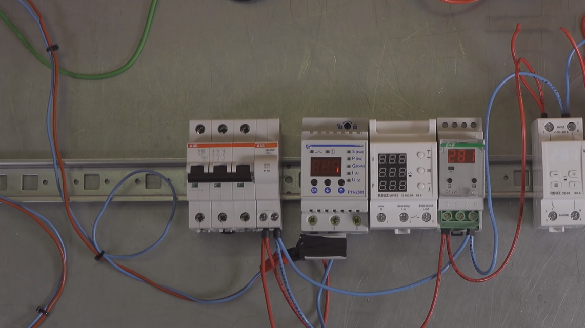 Реле контроля напряжения (РКН) и его особенности