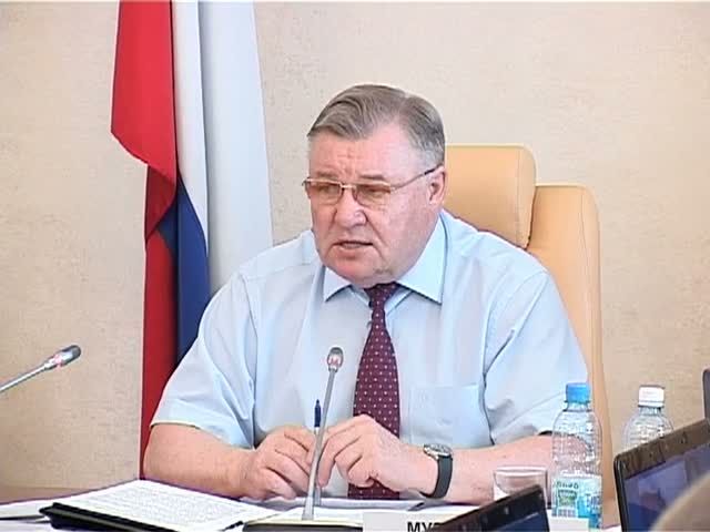 Орловские новости: о борьбе за бесплатные учебники, о выборах губернатора и новом трамвае