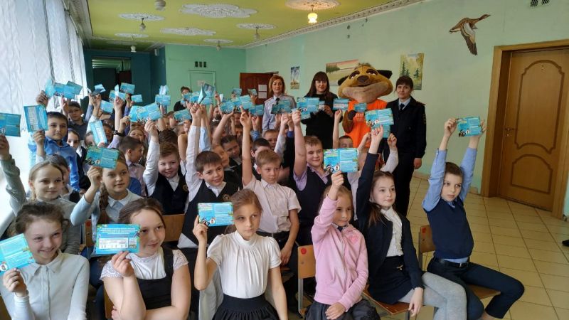 Полицейские встретились с орловскими школьниками