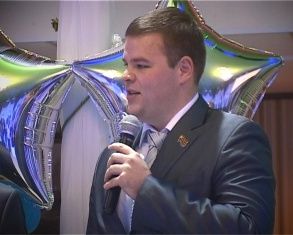 Медиахолдинг "Истоки" с 21-летием поздравил Андрей Куцын