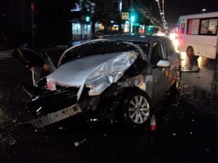 В Орле произошло ДТП с участием маршрутки. Есть пострадавшие